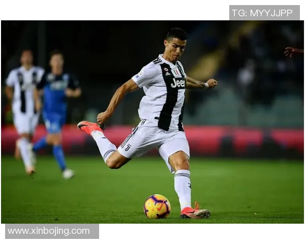 177足球球星的辉煌历程与成就解析:从起步到巅峰的传奇之路 177足球球星的辉煌历程与成就解析:从起步到巅峰的传奇之路