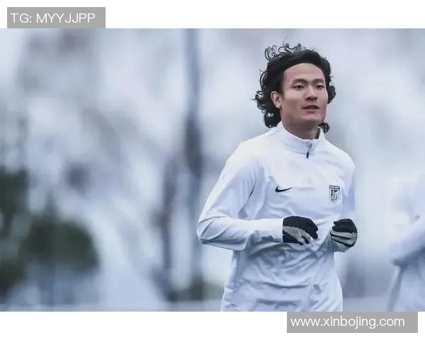 中国足球新希望崛起:聚焦当前头号球星的崭新征程与未来挑战 中国足球新希望崛起:聚焦当前头号球星的崭新征程与未来挑战