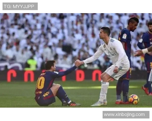 以足球历史第十位巨星生涯轨迹探秘揭示绿茵传奇背后的故事 以足球历史第十位巨星生涯轨迹探秘揭示绿茵传奇背后的故事