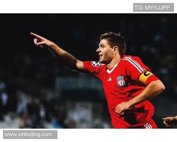 世界著名中场球星全名及其传奇足球生涯回顾